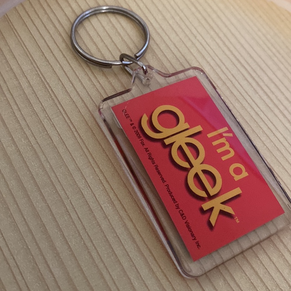 Glee Keychain - Picture 2 of 2